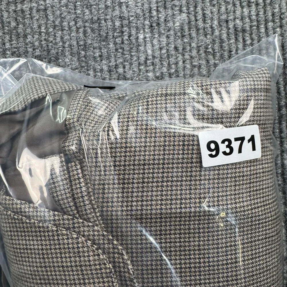 Canali Sport Coat 42L Taupe Wool Nailhead Blazer Italy Tiny Sleeve Hole